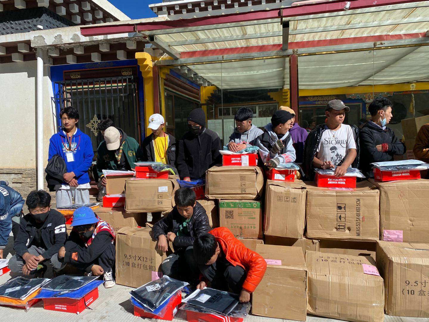 海口邹洪进口商品贸易有限公司公益回顾丨家国同欢月同圆 温暖满载甘孜州(图7)